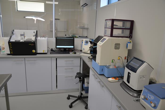 Un laboratoire d'analyses vétérinaire moderne à Carcassonne
